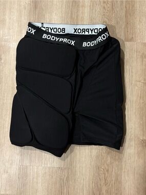 Men’s Bodyprox Padded Football Shorts